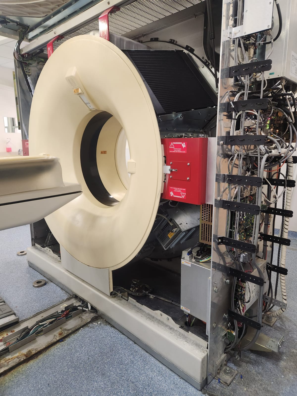 Philips Brilliance iCT 256 open gantry showing detector ring and internal electronics
