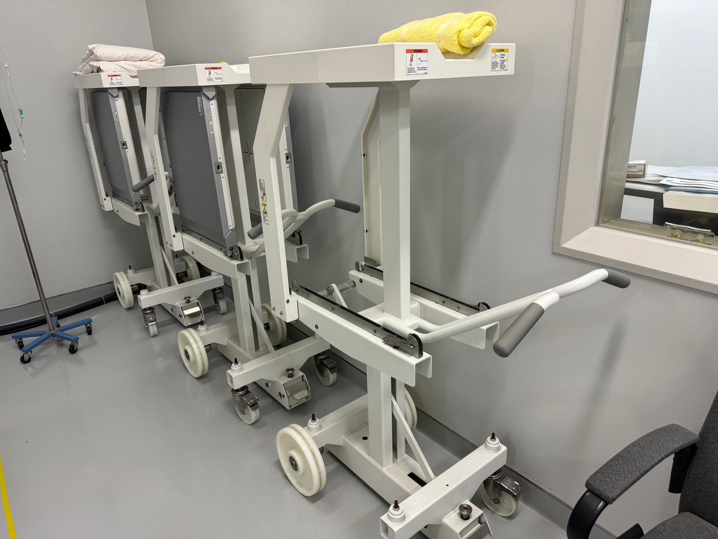 Nuclear medicine imaging equipment by GE Healthcare — Discovery 630 collimator transfer carts