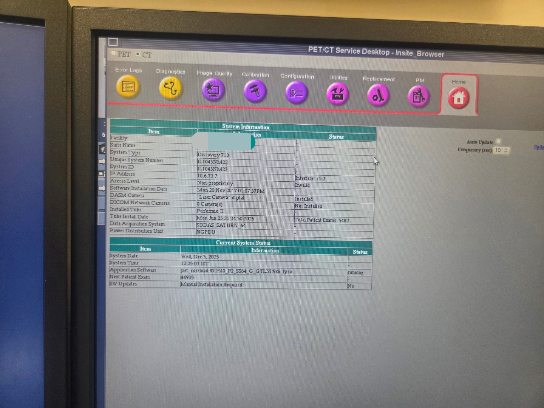 GE Discovery 710 PET/CT service desktop showing Discovery 710 system information, Performix II tube and 5,482 total patient exams